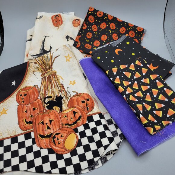 Holiday Seasonal Fabric Scraps Crafting Quilting Fabric Bundle 3.1 lbs - Picture 4 of 7